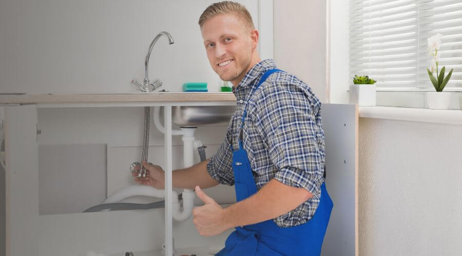 Burst Pipe Emergency Service in Loretto, MI